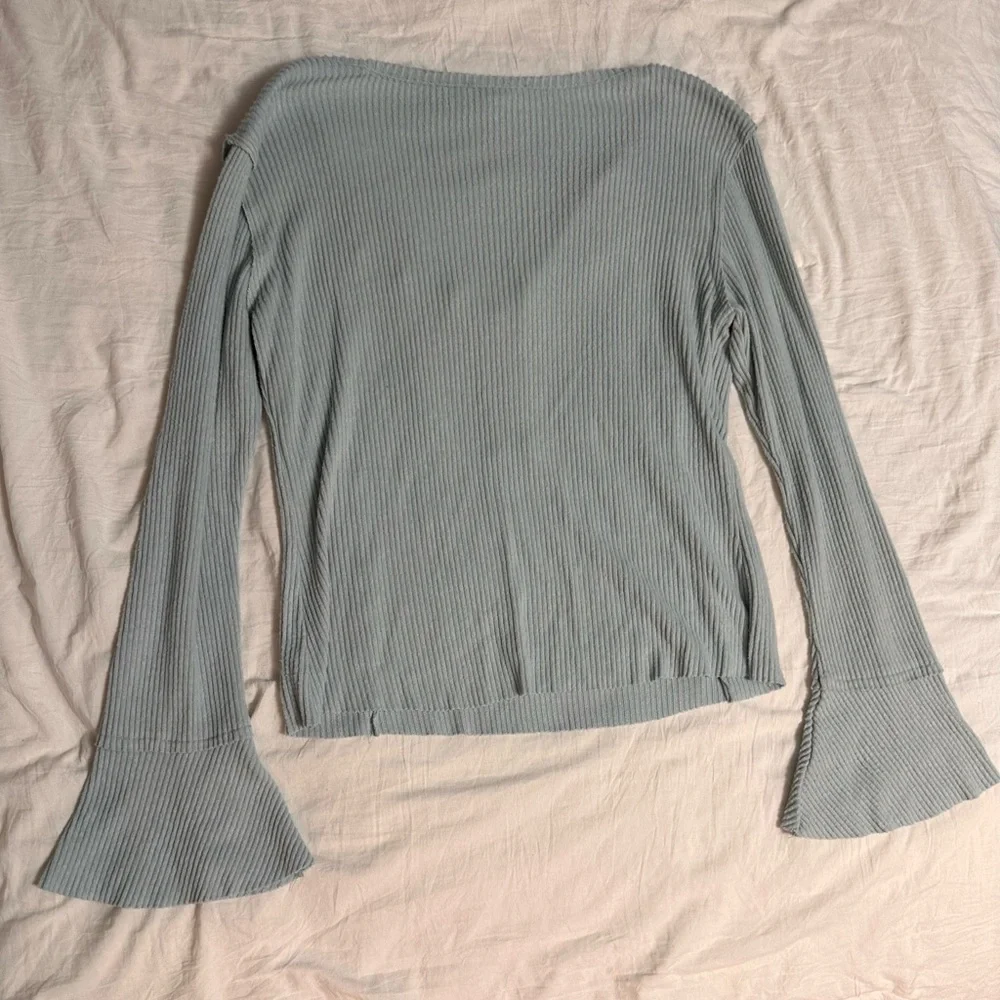 Light Blue Ribbed Henley Top - Picture 2 of 3